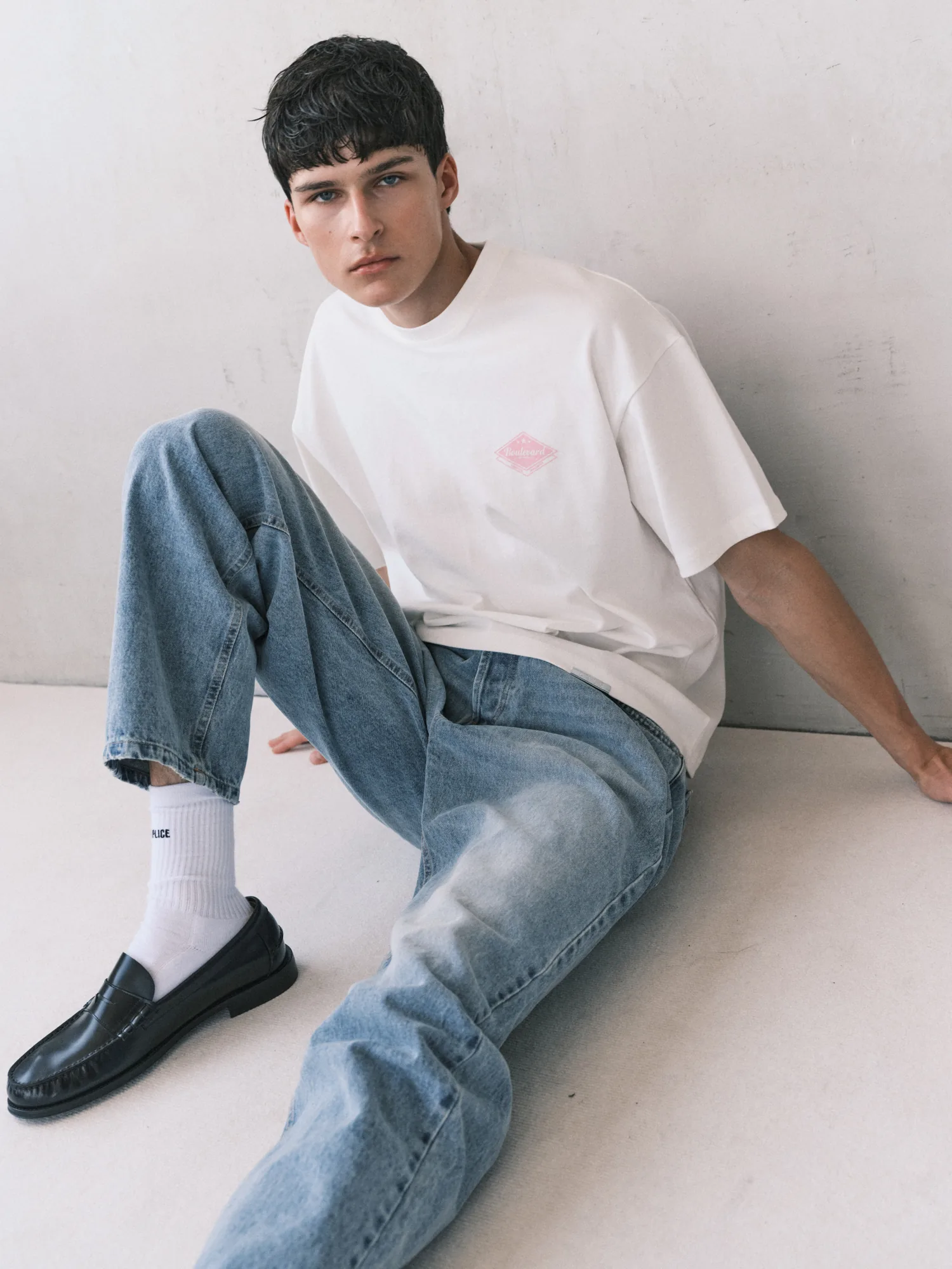 Complice white T-shirt and relaxed denim look